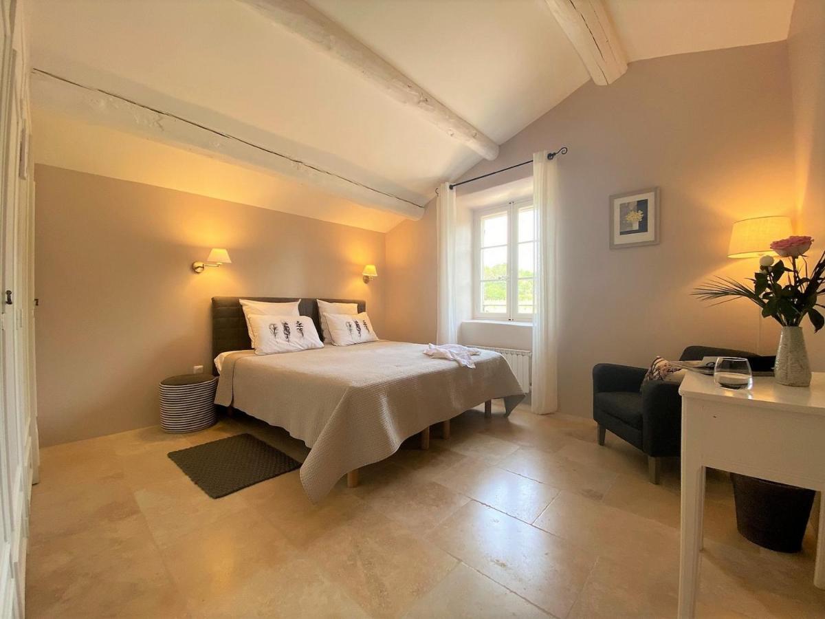 사리앙 Desir De Provence B&B 외부 사진