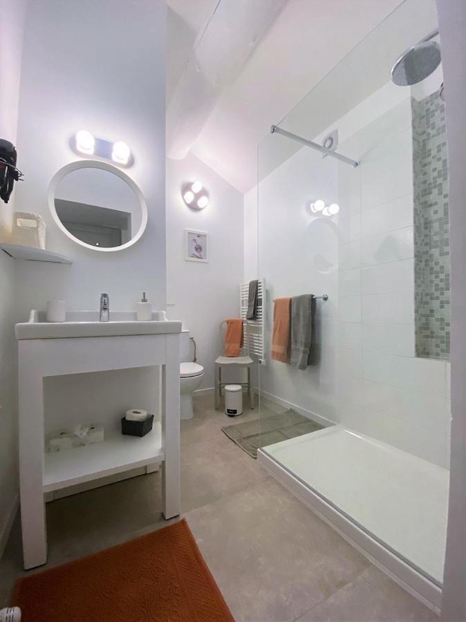 사리앙 Desir De Provence B&B 외부 사진