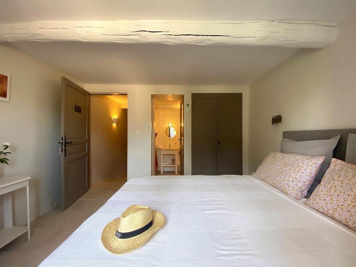 사리앙 Desir De Provence B&B 외부 사진