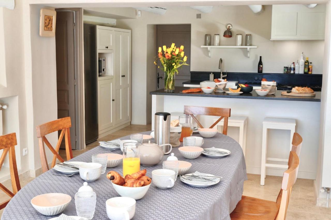 사리앙 Desir De Provence B&B 외부 사진
